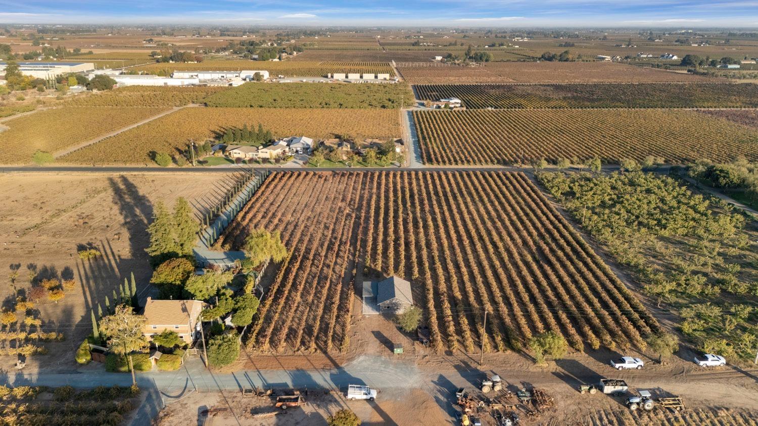 Lodi, California 95240, United States, 3 Bedrooms Bedrooms, ,3 BathroomsBathrooms,Residential,Active,33472