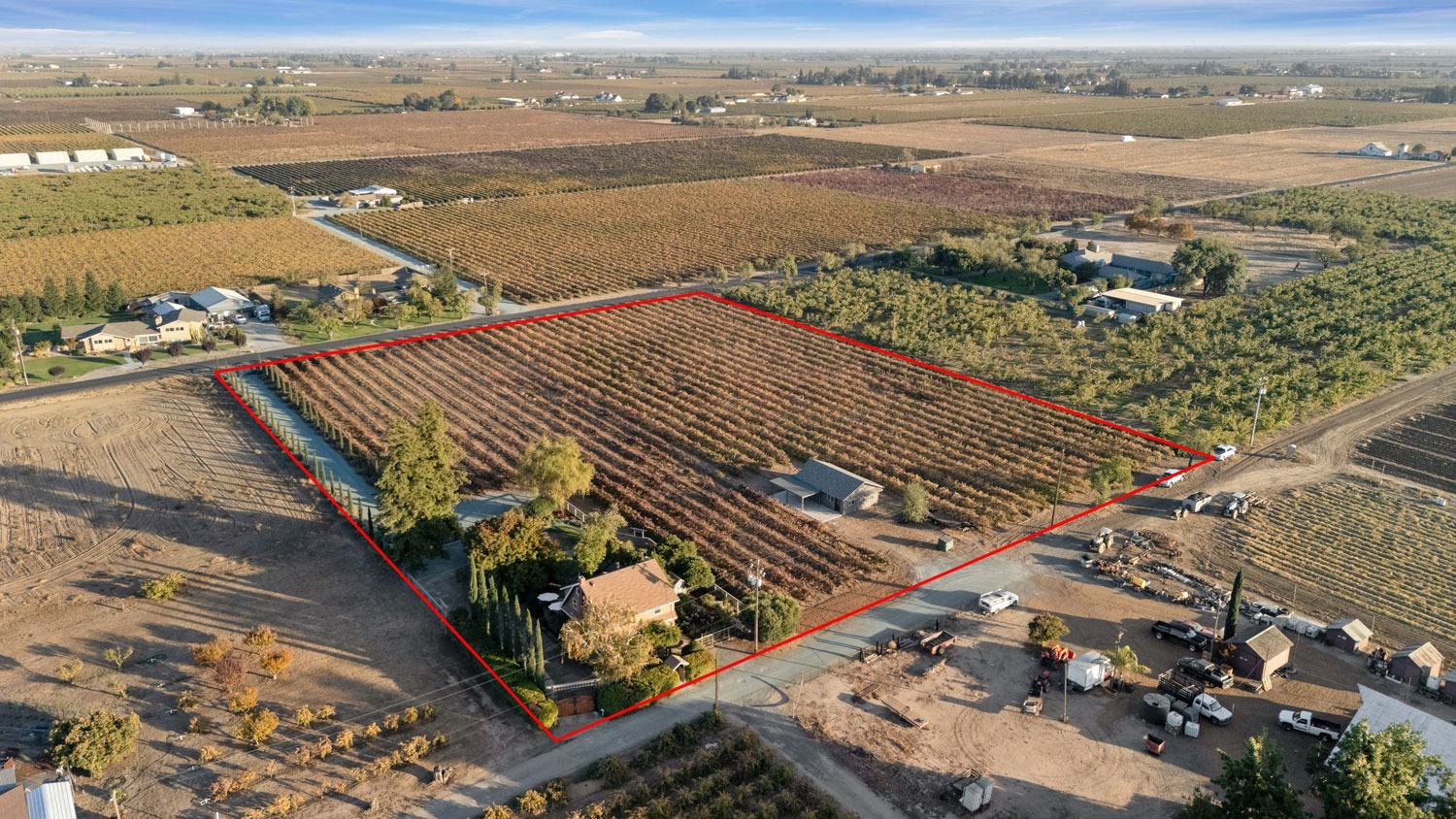 Lodi, California 95240, United States, 3 Bedrooms Bedrooms, ,3 BathroomsBathrooms,Residential,Active,33472