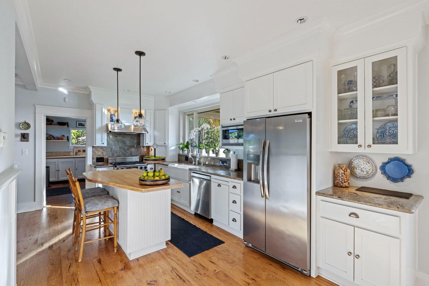 Lodi, California 95240, United States, 3 Bedrooms Bedrooms, ,3 BathroomsBathrooms,Residential,Active,33472