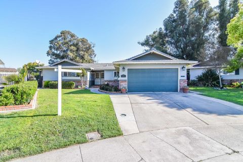 335 Sepulveda Drive, Stockton, CA 95210 - MLS#: 225011930