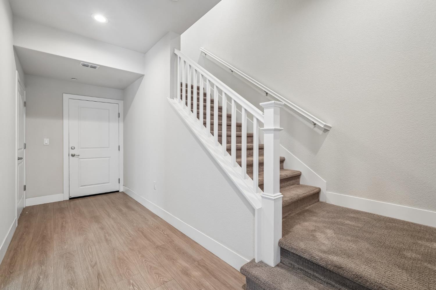 958 Marvel Stripe Terrace