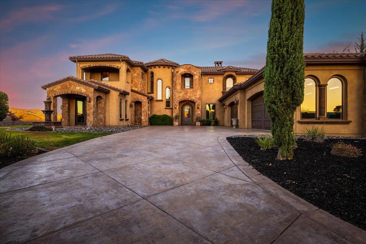 137 Opus One Court