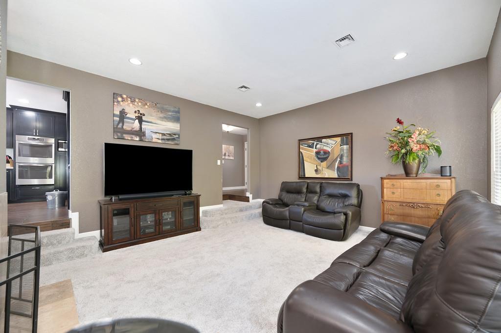 9487 Dalton Way