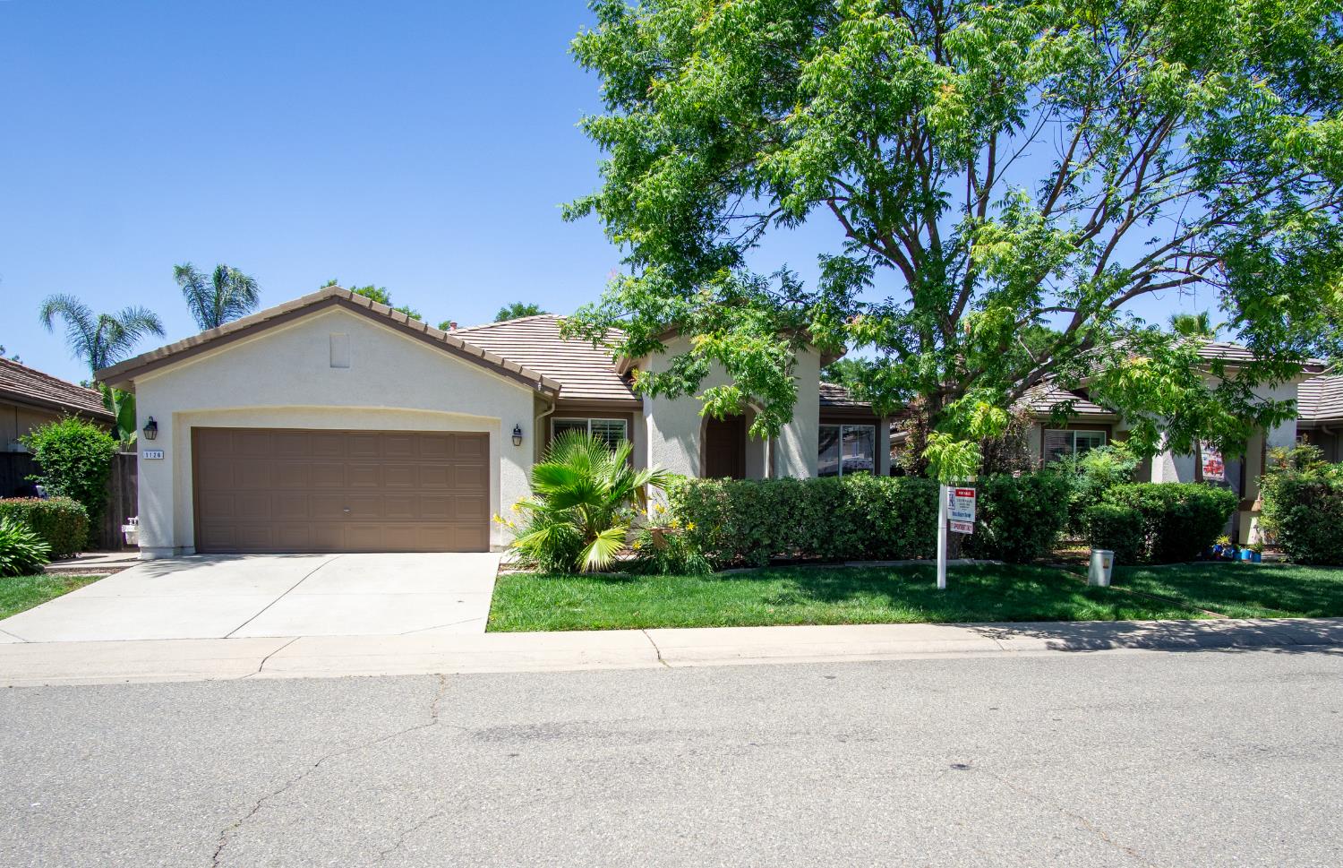 1126 Barrington Lane