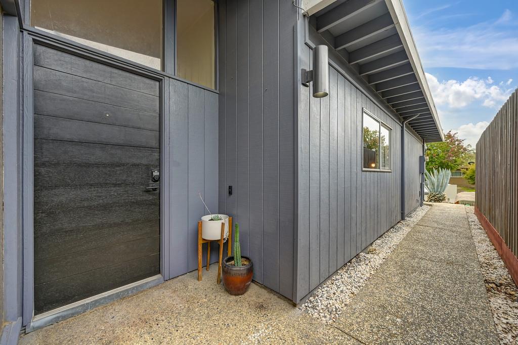 4745 River College Drive