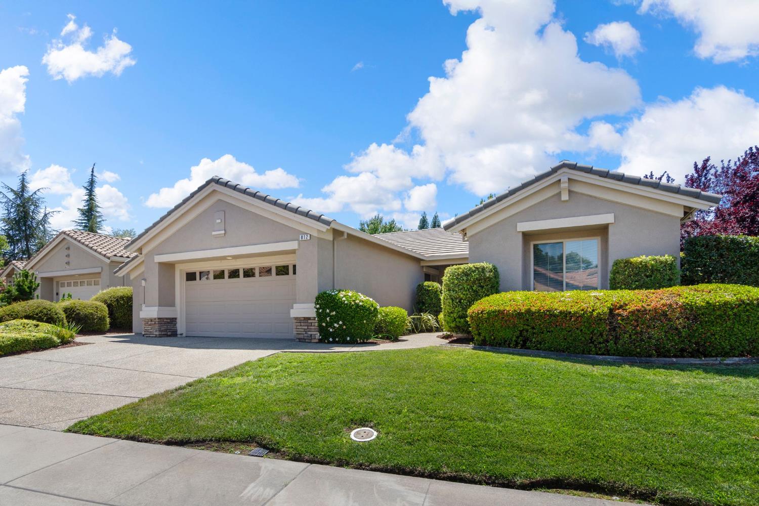 812 Glacier Point Court