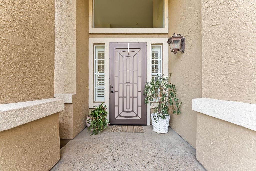 Photo of 5034 Chelshire Downs Road, Granite Bay, CA 95746 (MLS # 226009532)