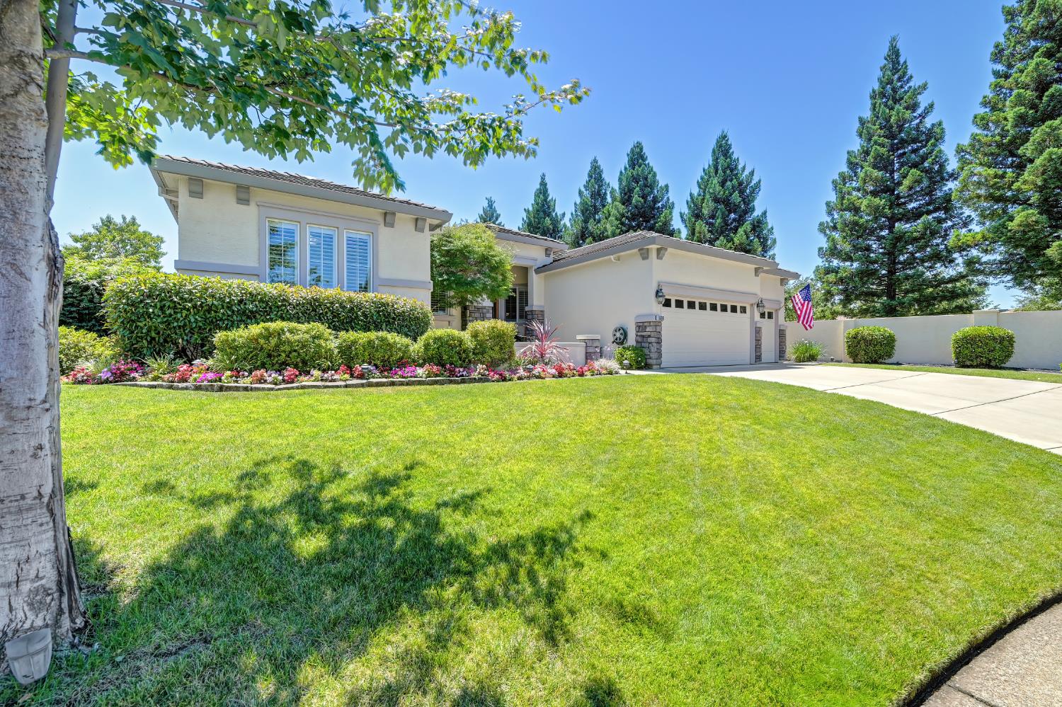 1655 Tibessart Court