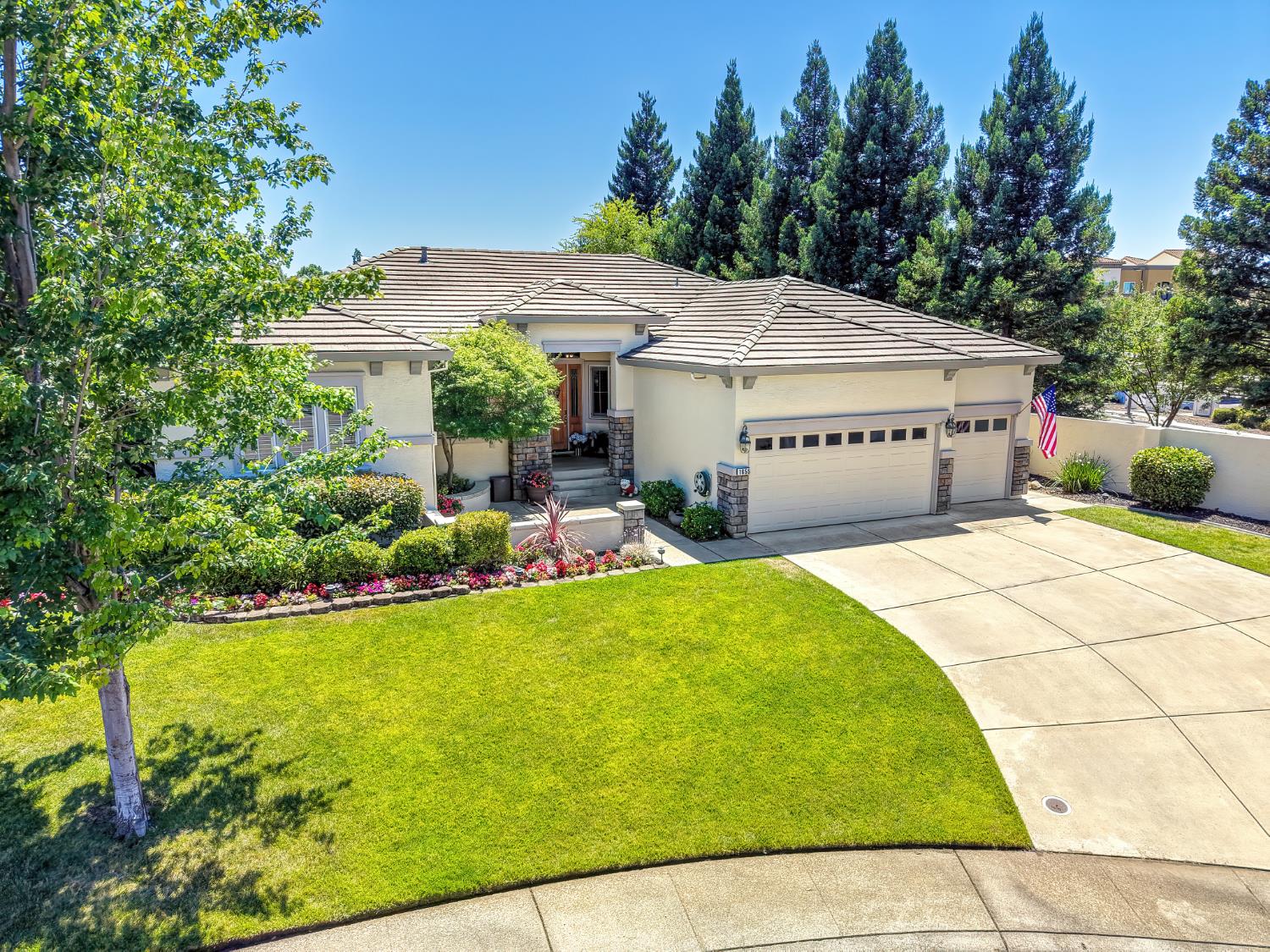 1655 Tibessart Court