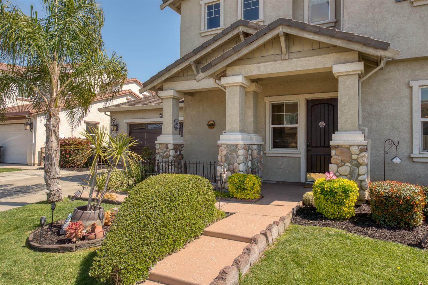 4672 Hutchinson Lane