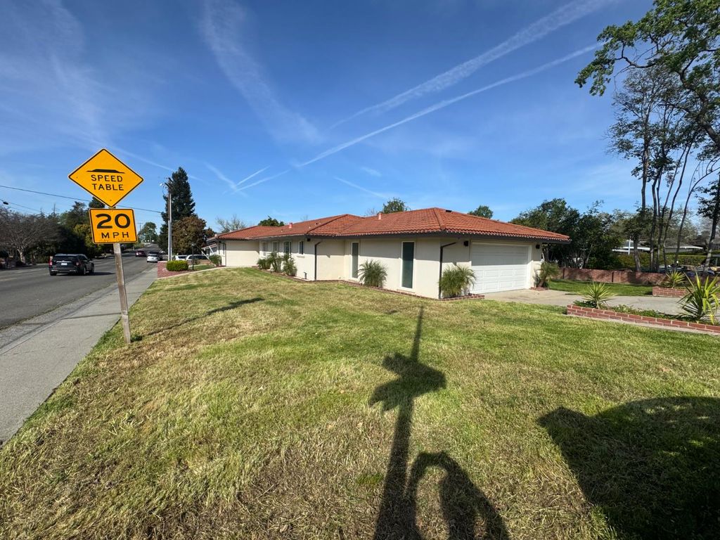 Photo of 4448 Hackberry Lane, Carmichael, CA 95608 (MLS # 226026136)