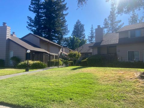 6060 Gloria Drive Unit 6, Sacramento, CA 95822 - #: 225001253
