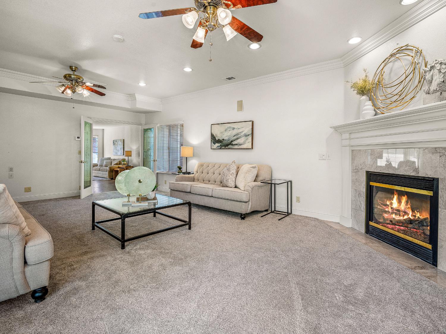 Elk Grove, California 95758, United States, 4 Bedrooms Bedrooms, ,3 BathroomsBathrooms,Residential,Active,244496