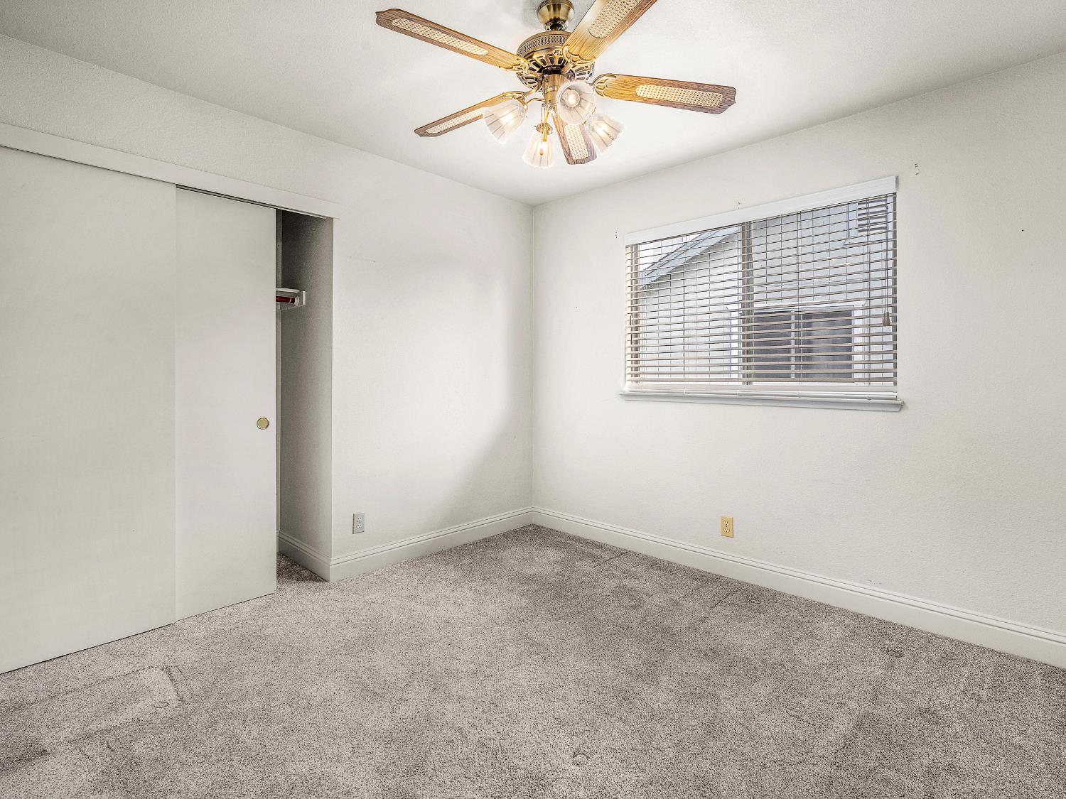 Elk Grove, California 95758, United States, 4 Bedrooms Bedrooms, ,3 BathroomsBathrooms,Residential,Active,244496