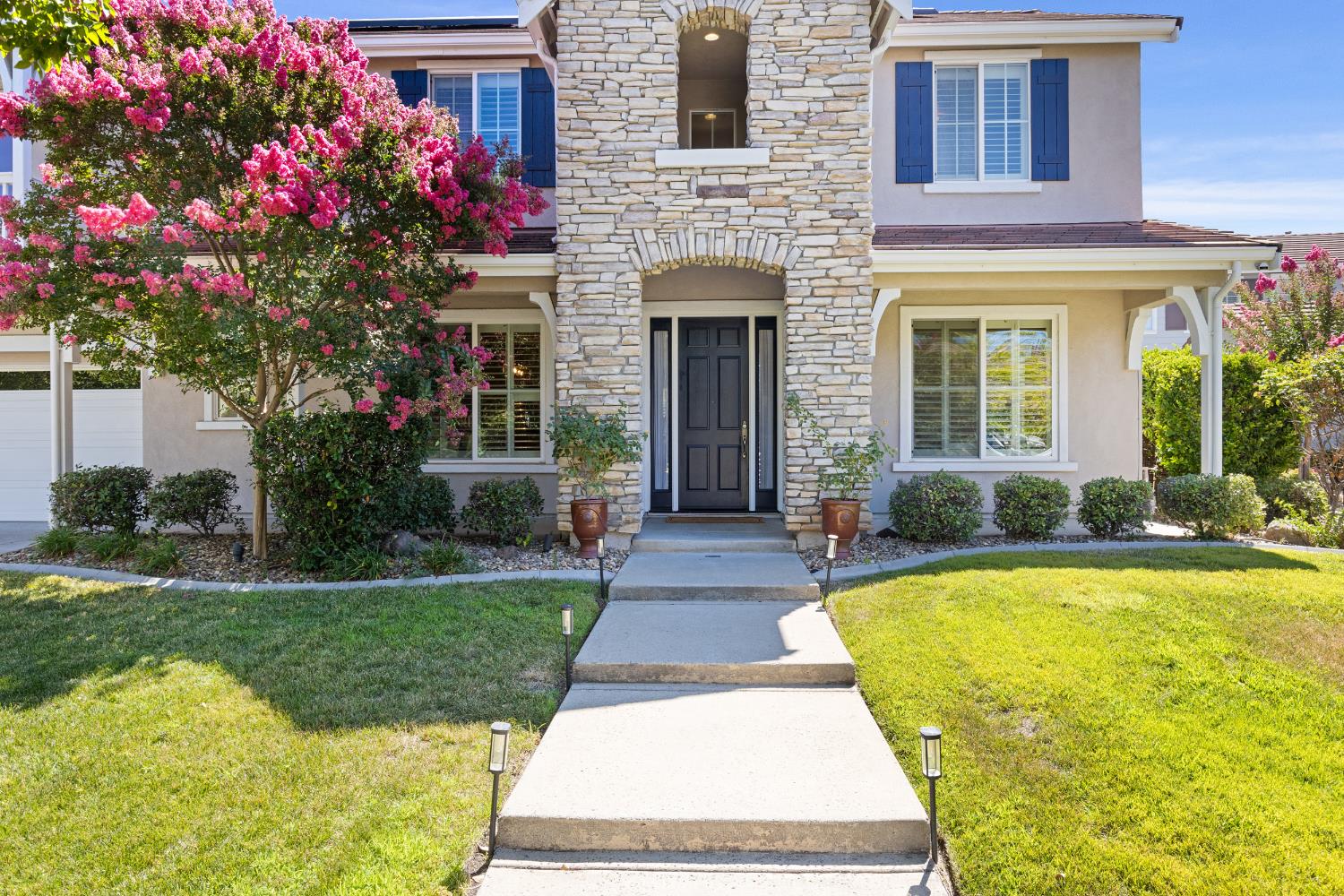 8643 Parada Court