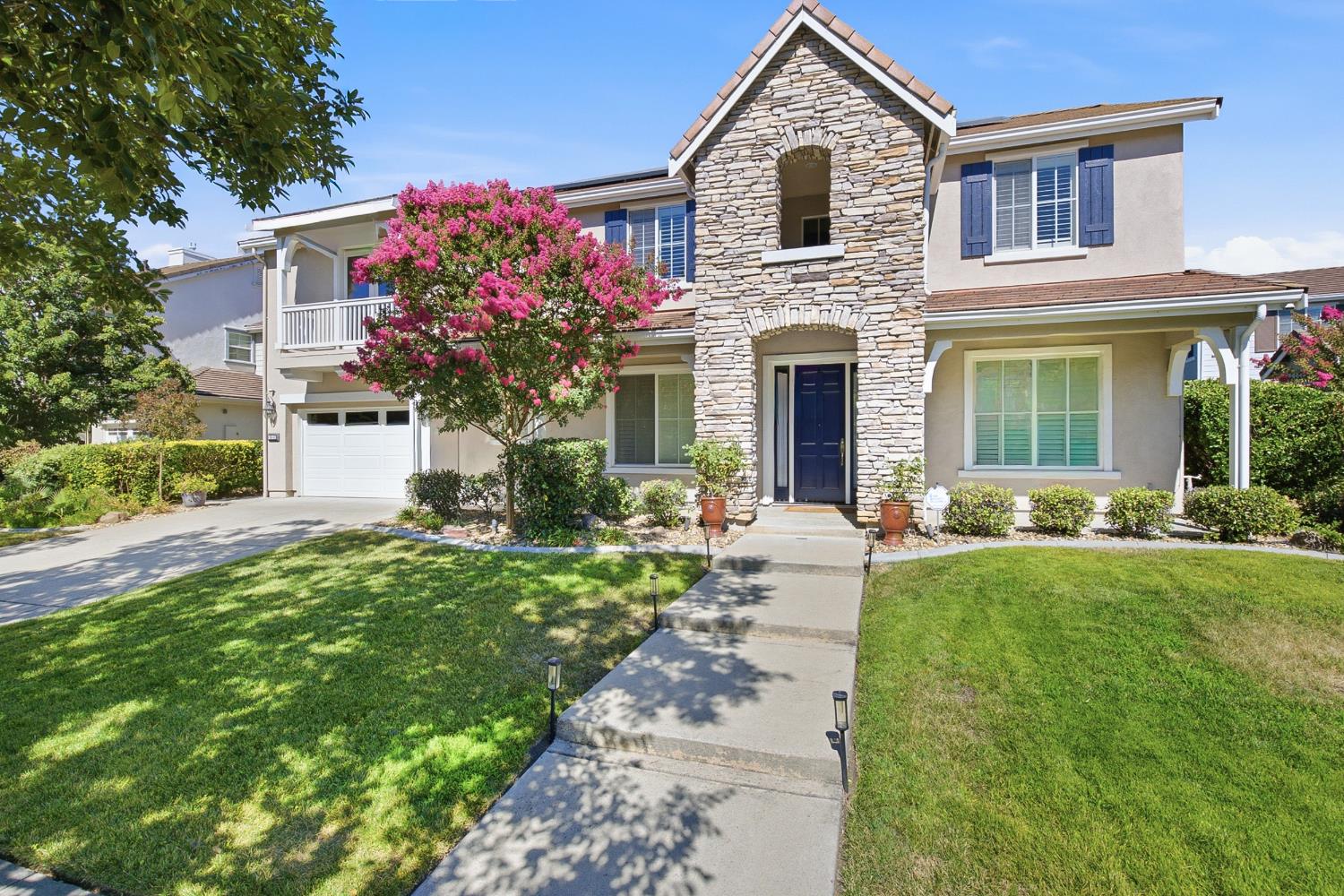 8643 Parada Court