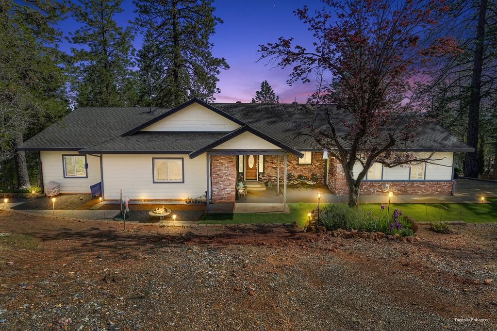 Photo of 2065 Hotchkiss Court, Cool, CA 95614 (MLS # 226029045)