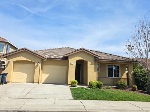 5873 Da Vinci Way Sacramento CA 95835