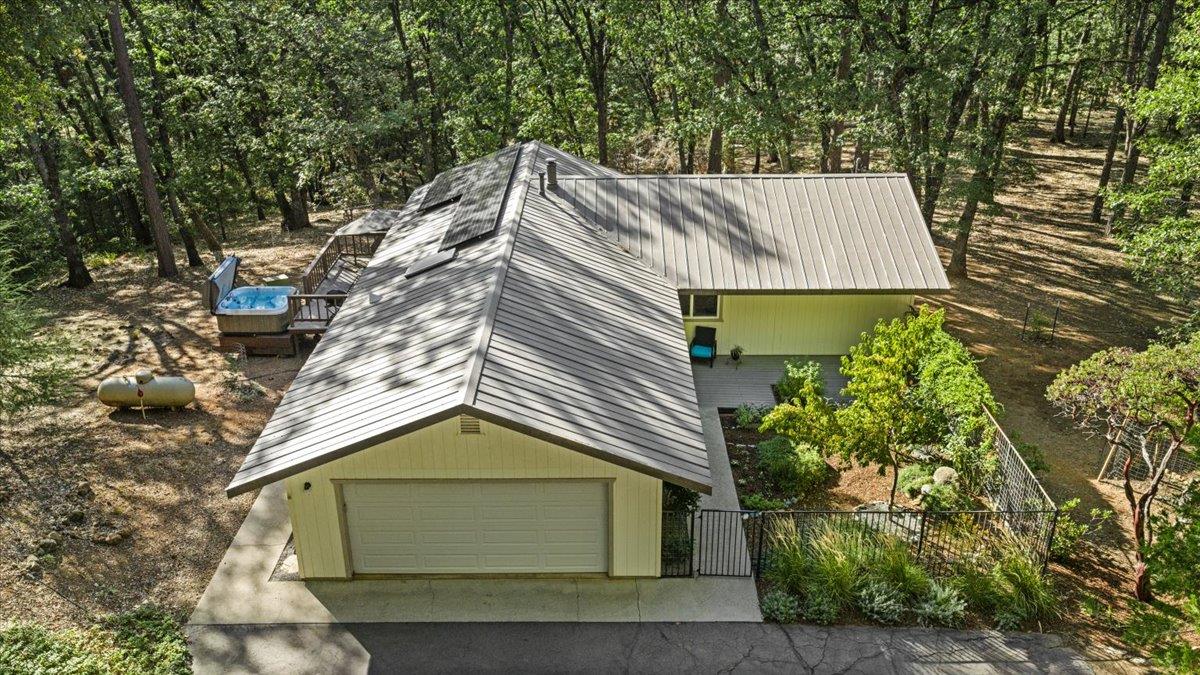 14125 Honeysuckle Way