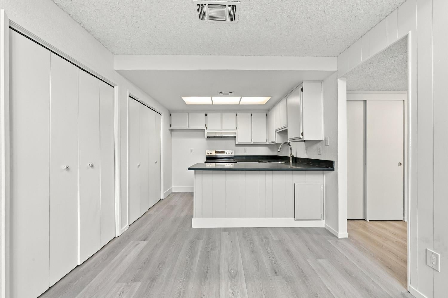 2002 Inglis Way B