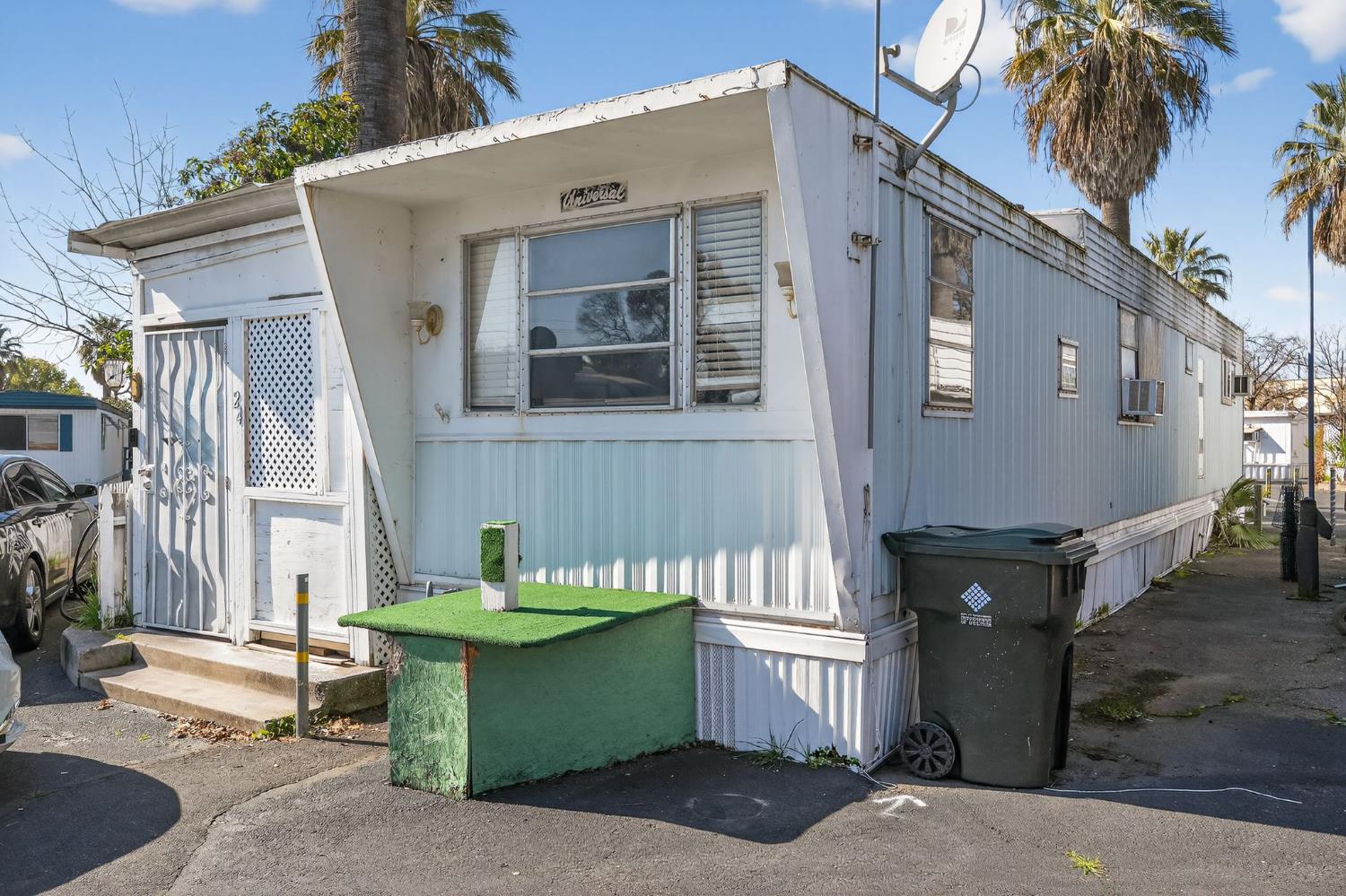 3440 Fulton Avenue 24