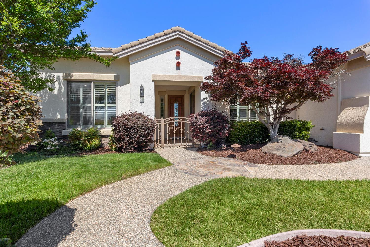 2260 Hidden Hills Lane