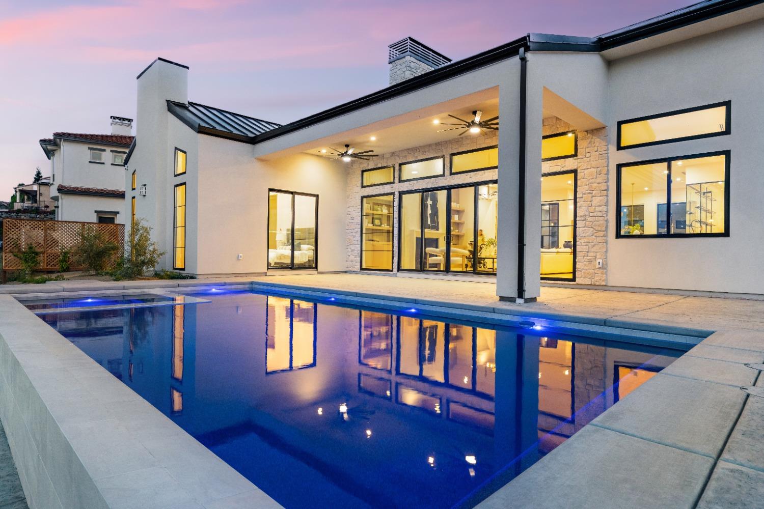 3355 Vista De Madera