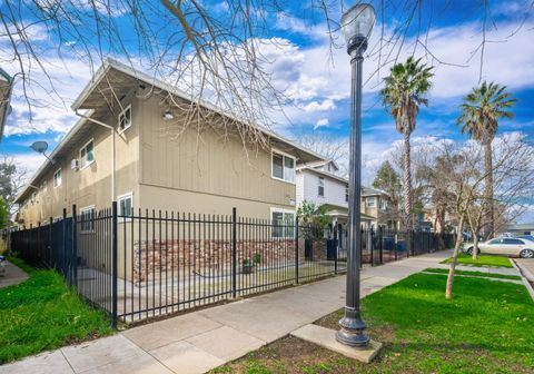 3222 2nd Avenue Sacramento CA 95817
