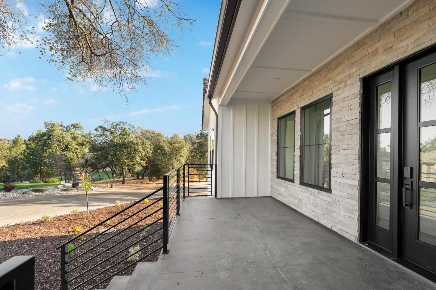 23505 Darkhorse Drive