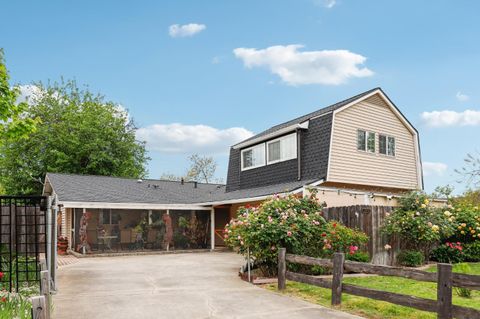 MLS: 225043030