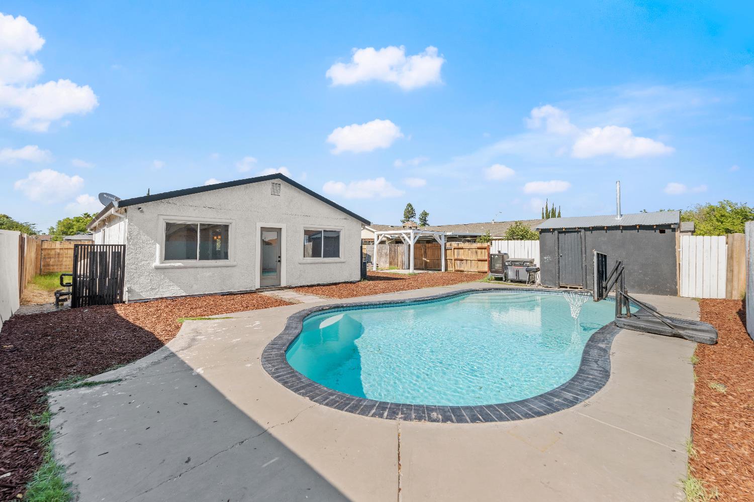 2436 Covered Wagon Circle
