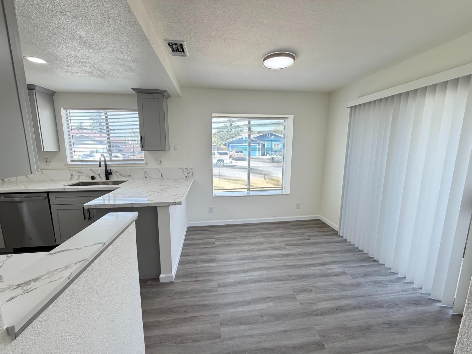 27 Valley Crest Court