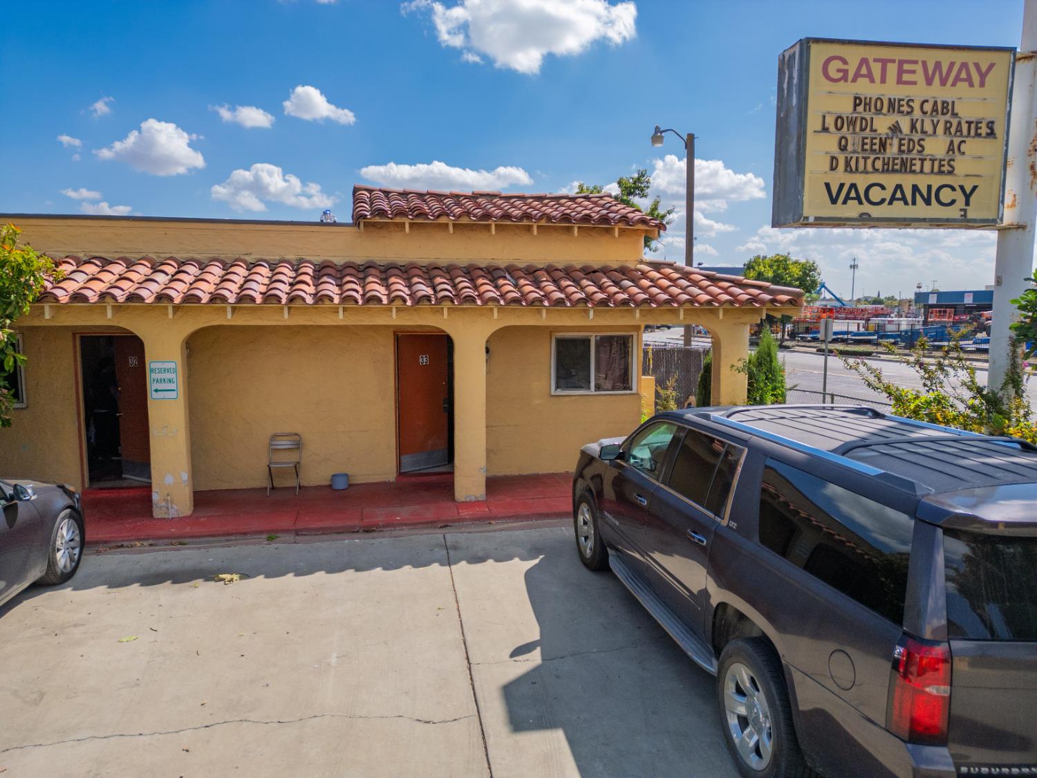 1407 W 16th Street
