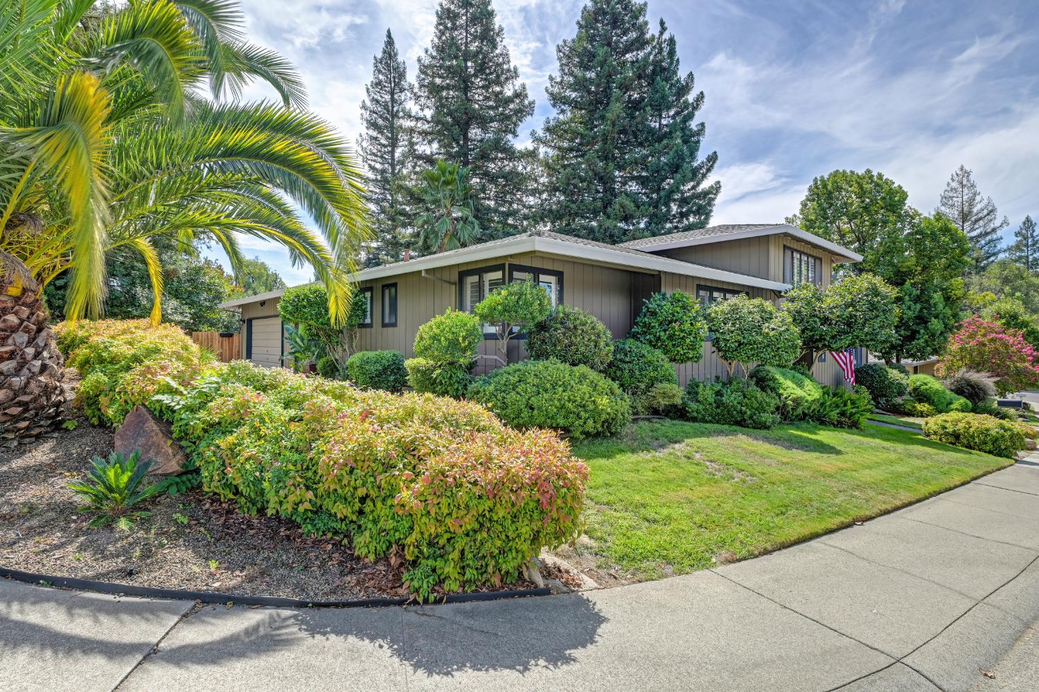 7850 Wildridge Drive
