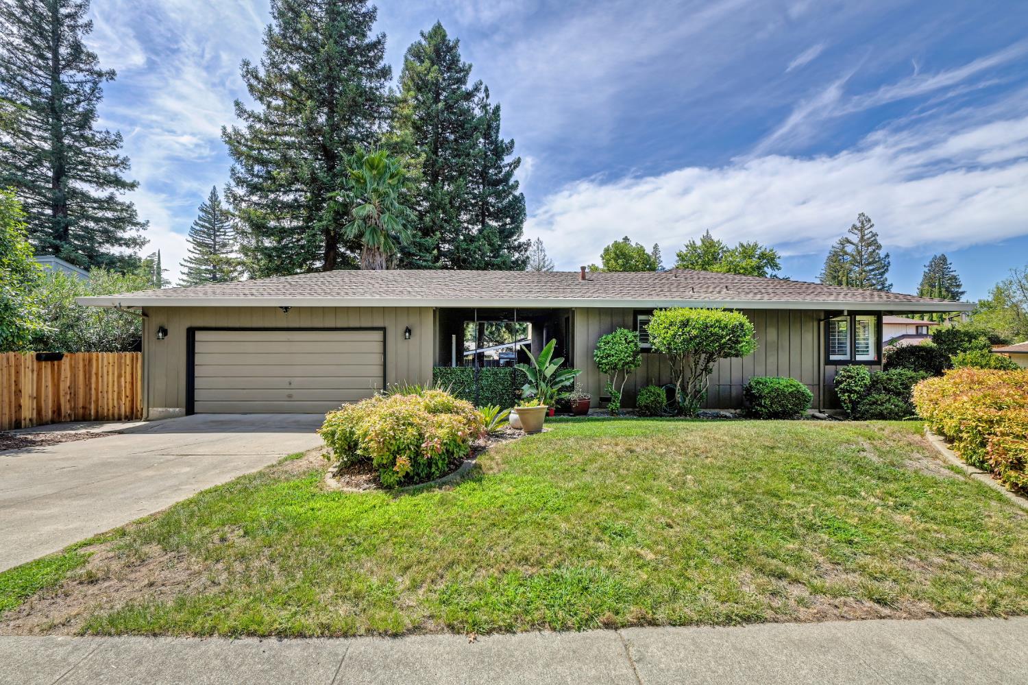 7850 Wildridge Drive