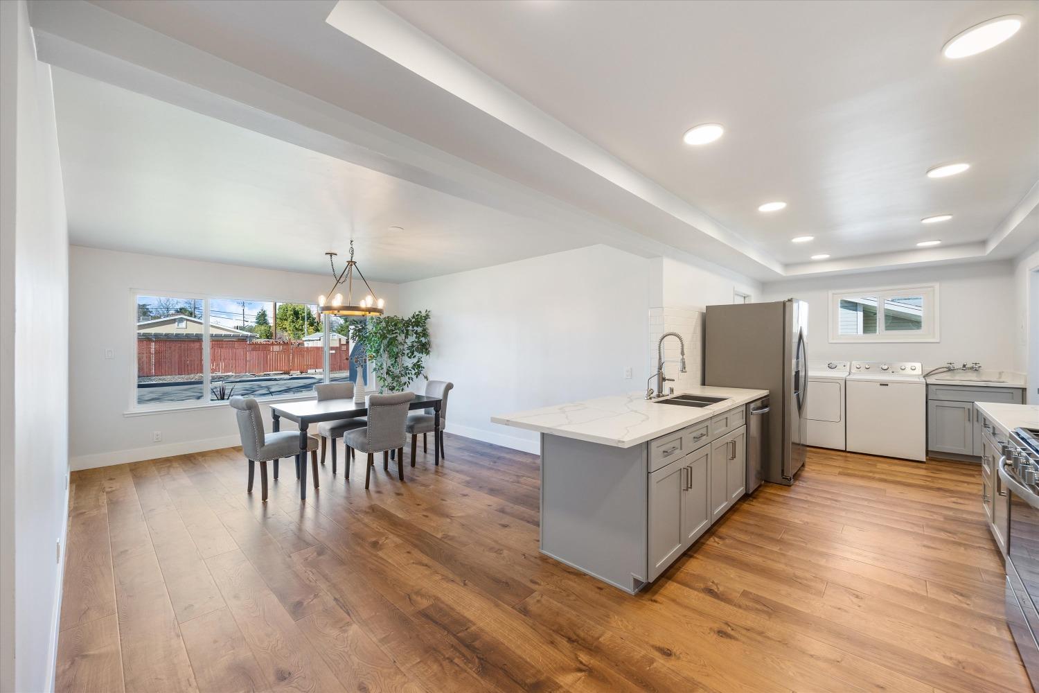 2700 El Prado Way