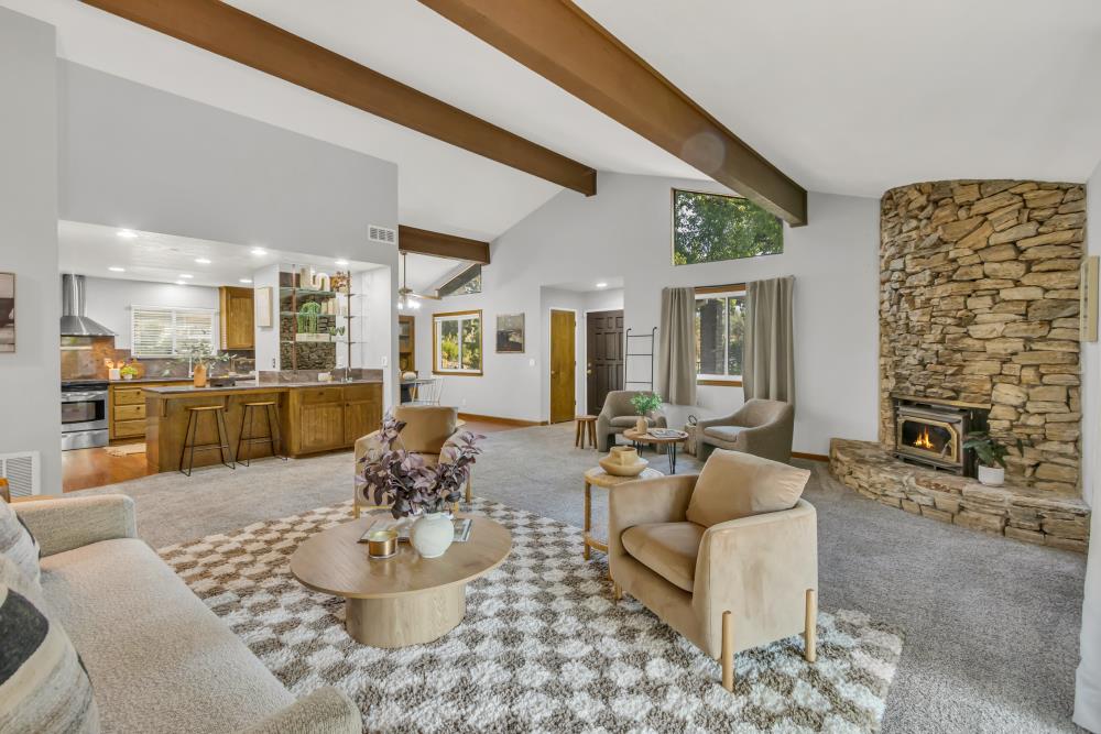 6601 Smoke Tree Court
