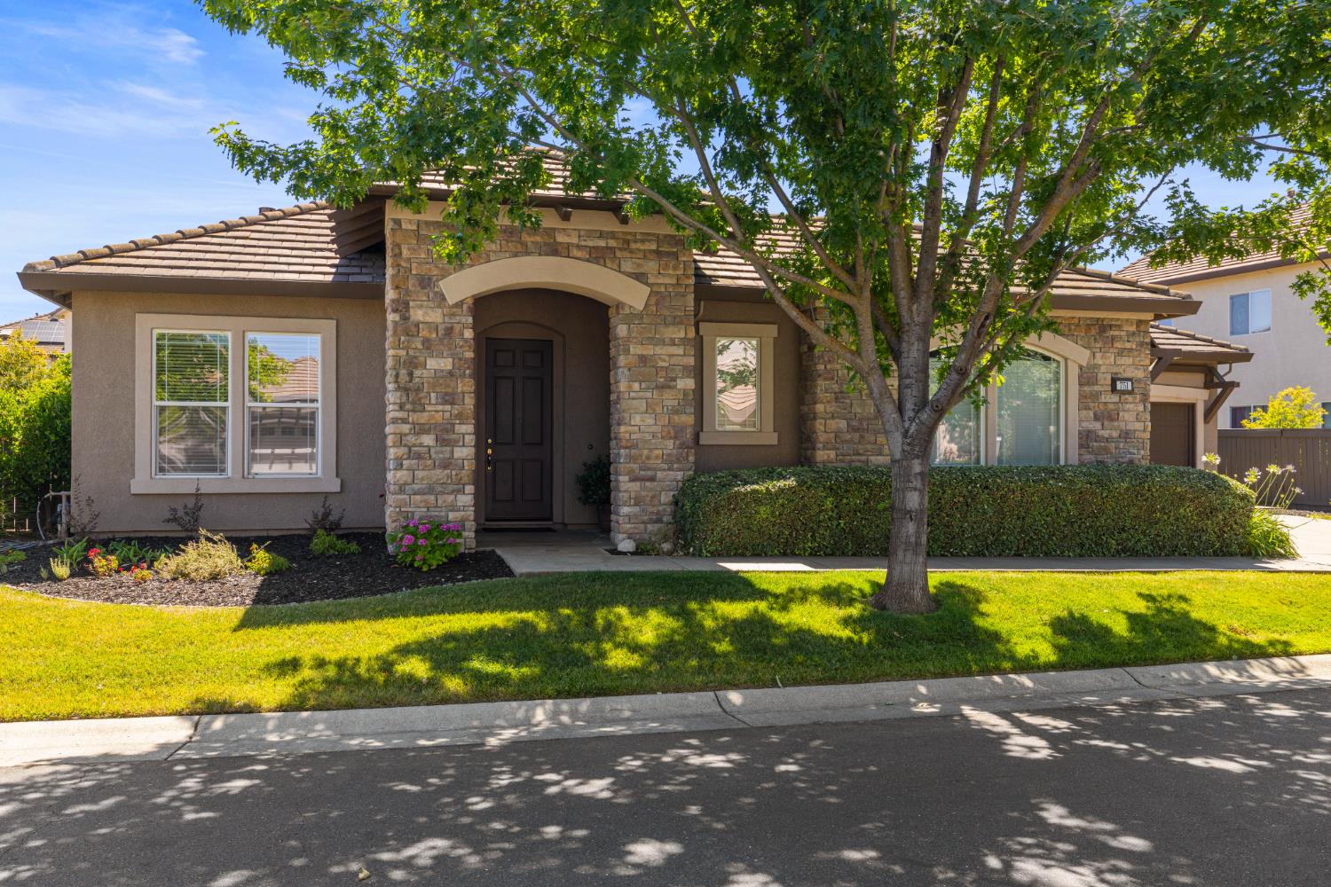 751 Hawkcrest Circle