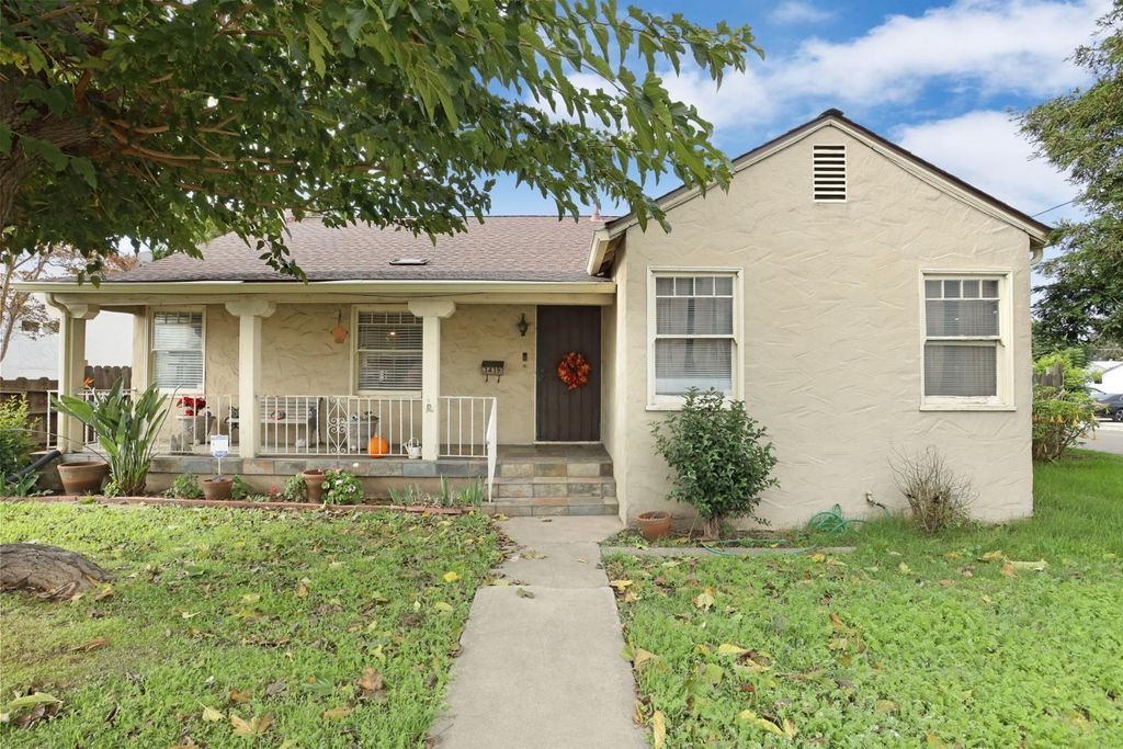 Photo of 3439 West Lane, Stockton, CA 95204 (MLS # 225146808)