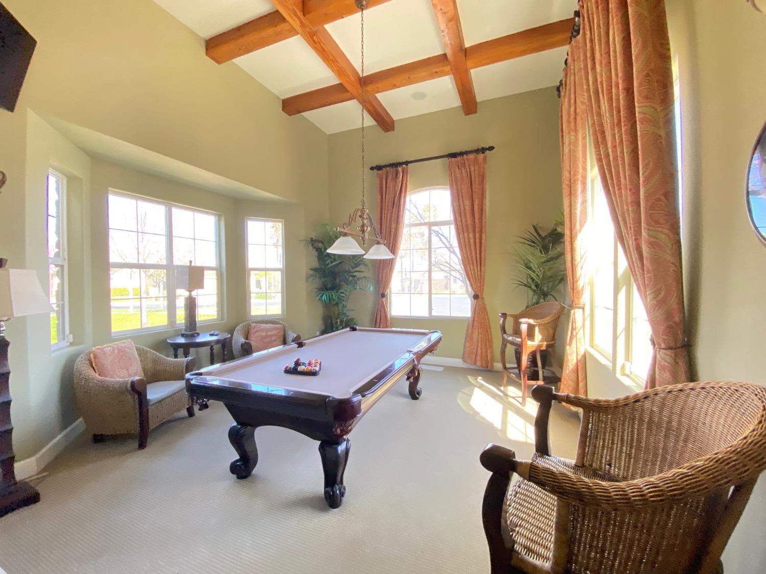 Sacramento, California 95823, United States, 2 Bedrooms Bedrooms, ,2 BathroomsBathrooms,Residential,Pending,84944