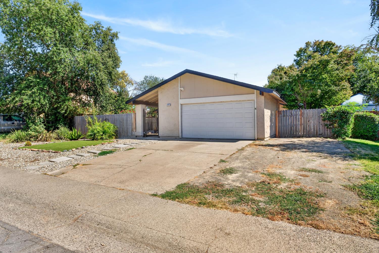 8488 Old Ranch Road