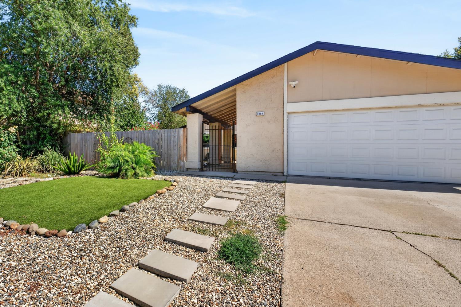 8488 Old Ranch Road