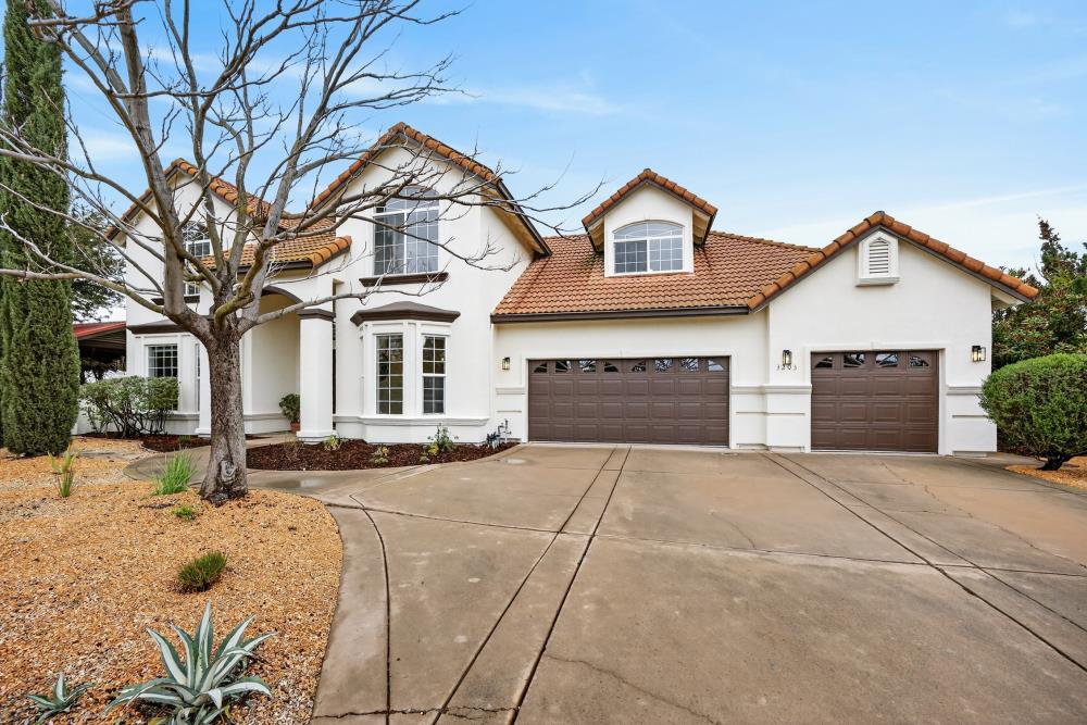 3203 Morro Bay Avenue