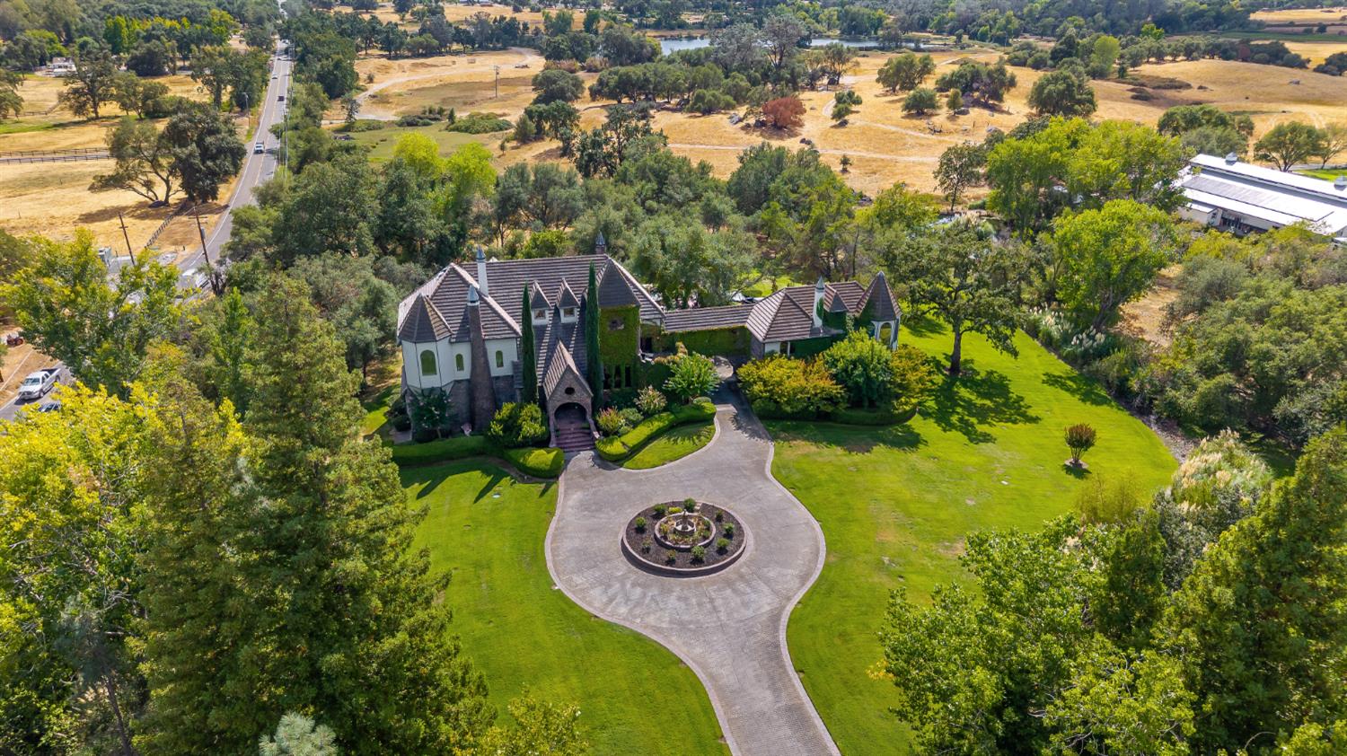 5966 Ridge Park Drive