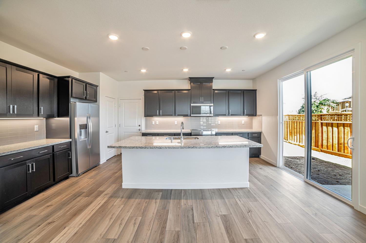 1506 N Central Parkway