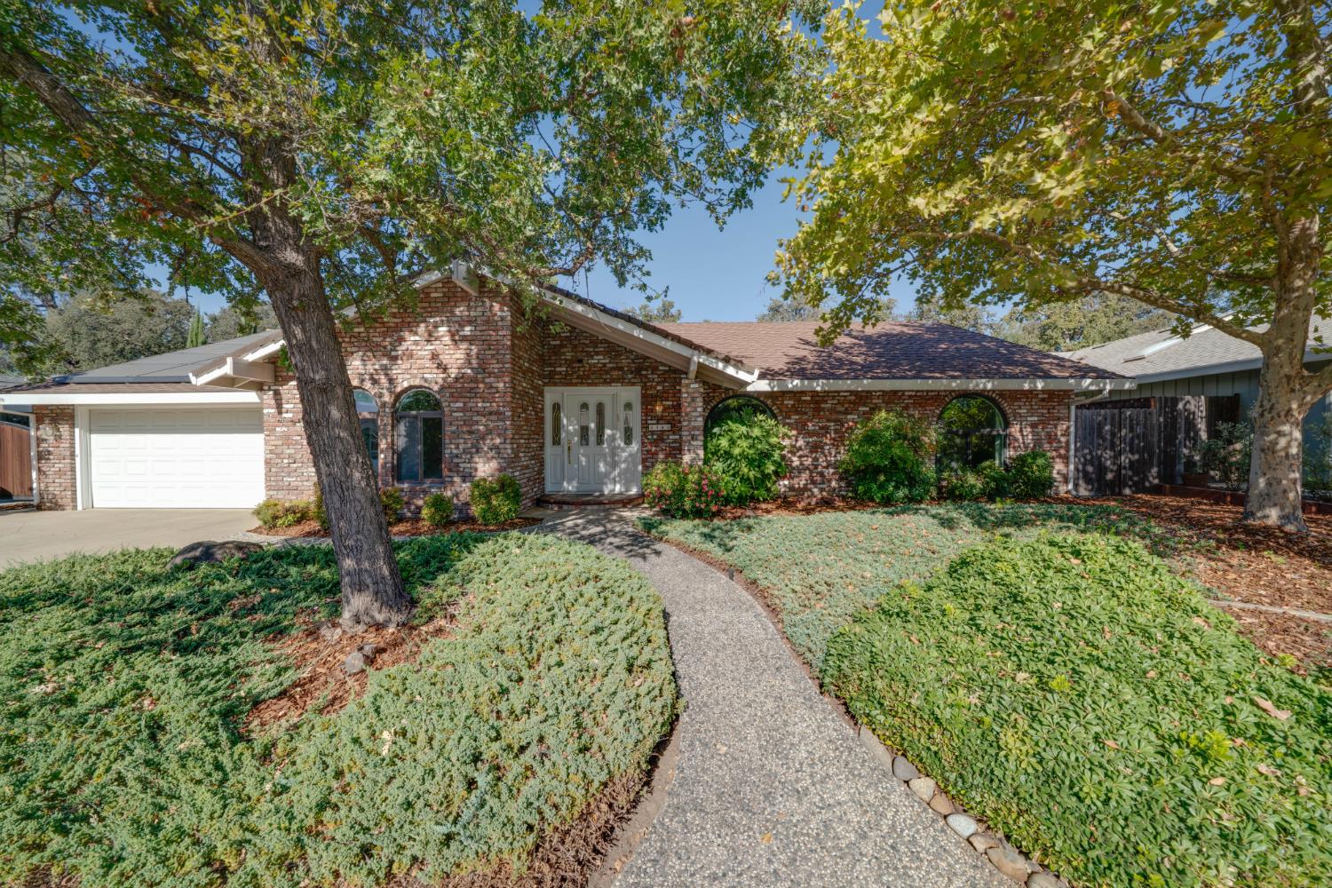 4440 Willowglen Way