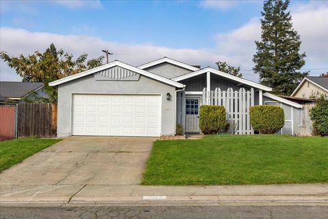 5917 Maleville Avenue Carmichael CA 95608