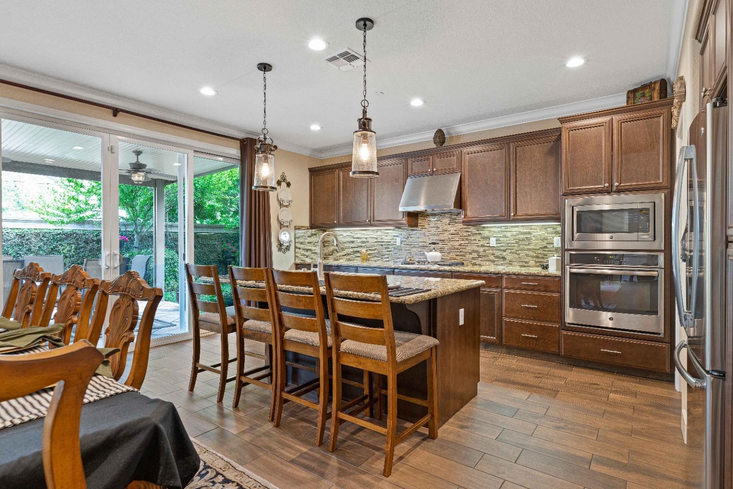 2816 Westport Circle