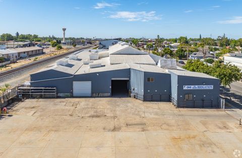 418 N Sacramento Street Lodi CA 95240