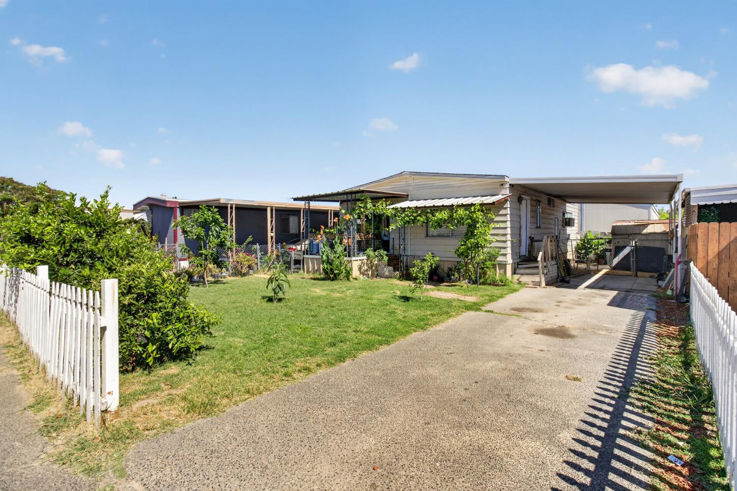 2900 Muir Avenue 67